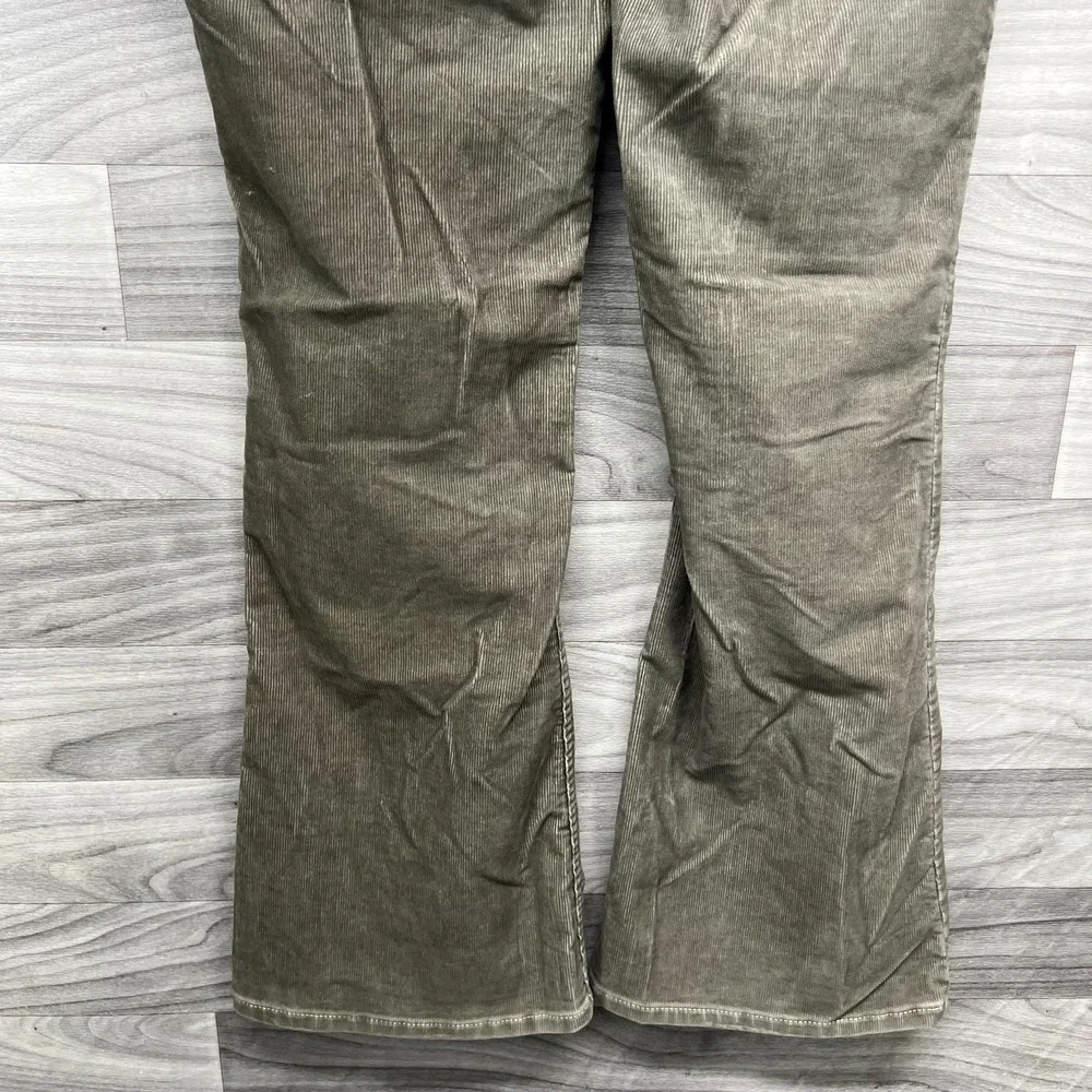 Mossimo Corduroy Pants Womens Size 13 Green Flare Leg Five Pocket Stretch Preppy
